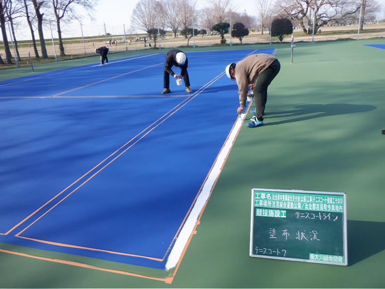 9.�ƥ˥������ȥ饤��